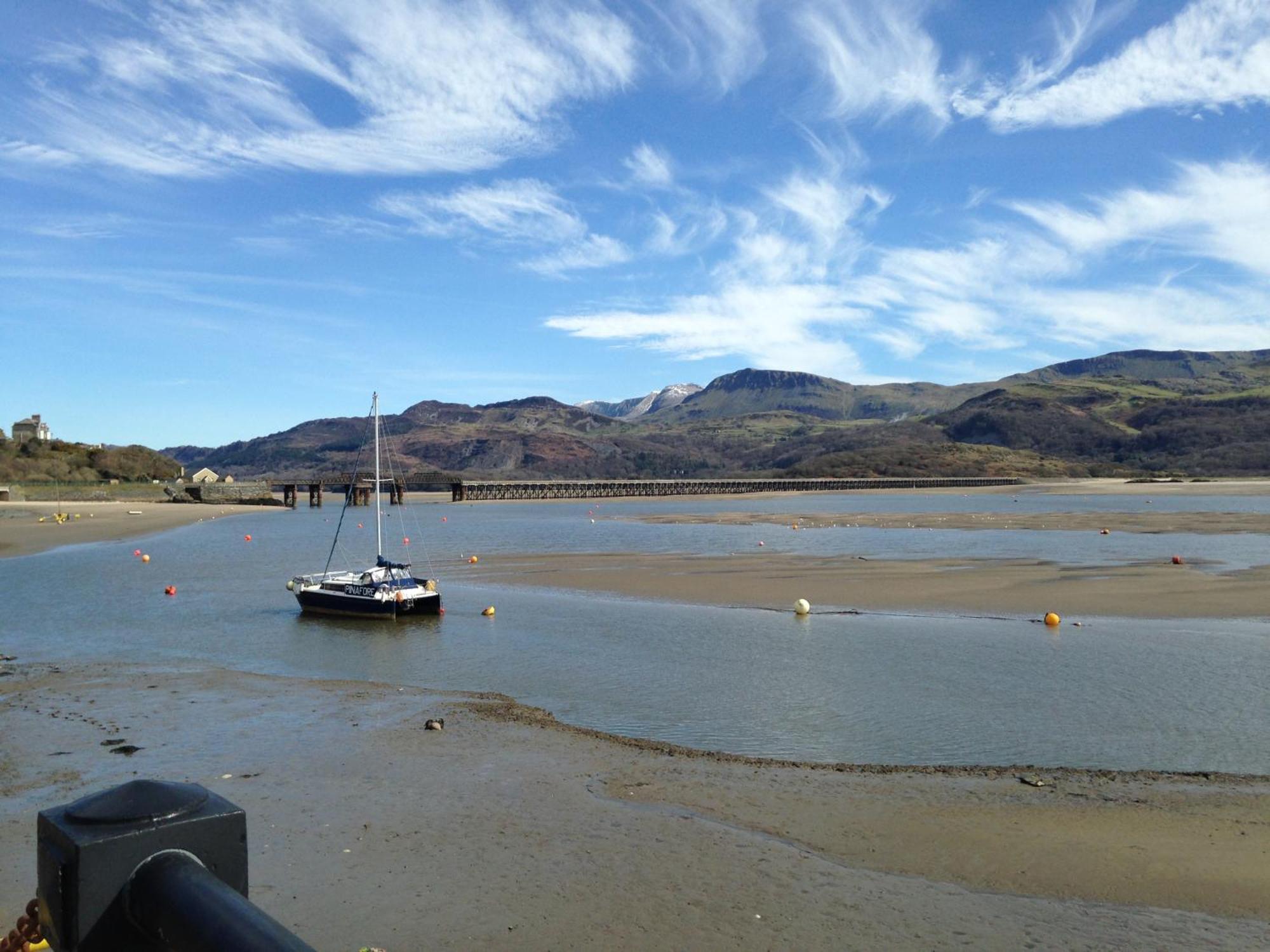 Snowdonia Mawddach Escape Villa Dolgellau Bagian luar foto