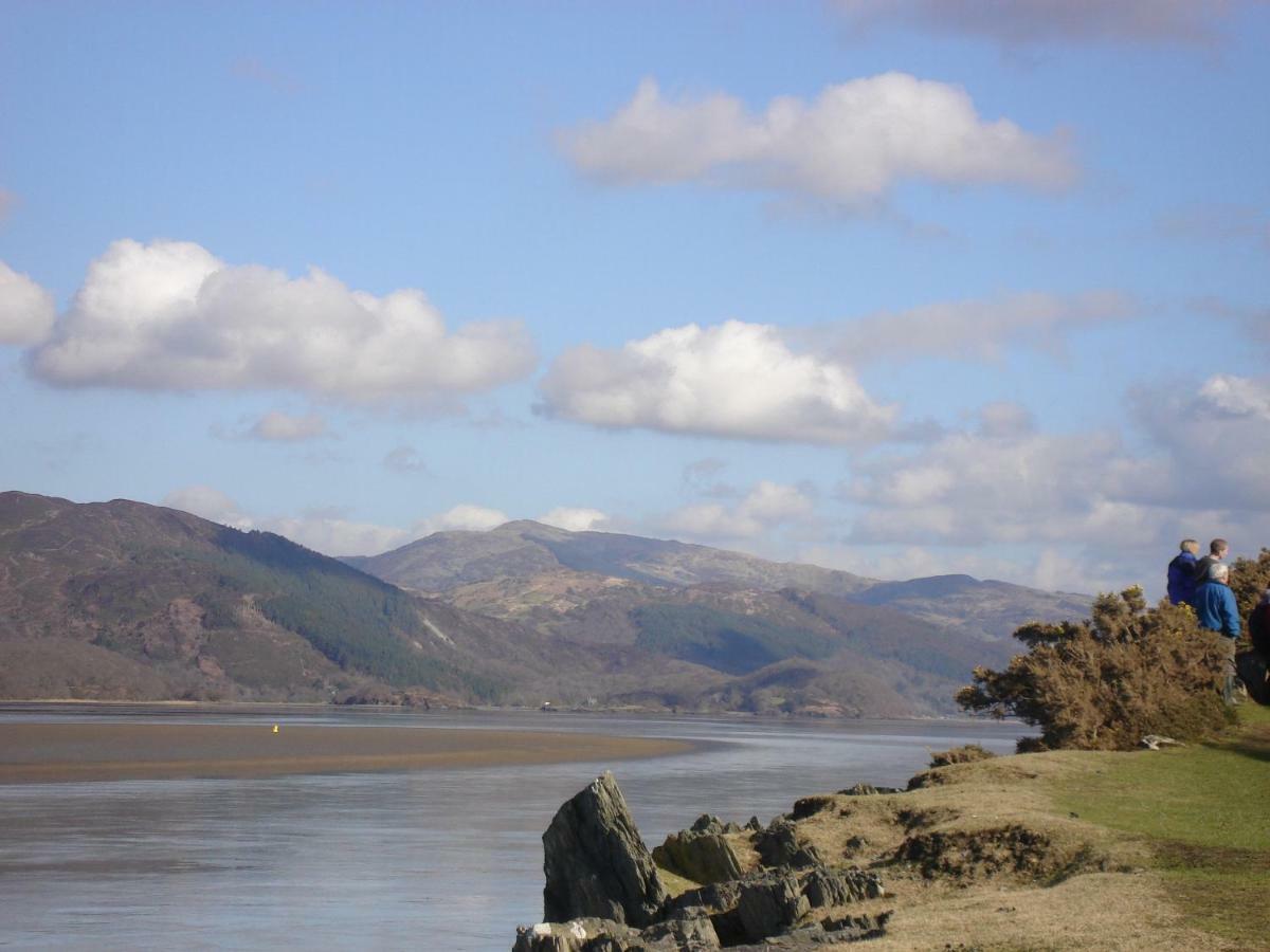 Snowdonia Mawddach Escape Villa Dolgellau Bagian luar foto